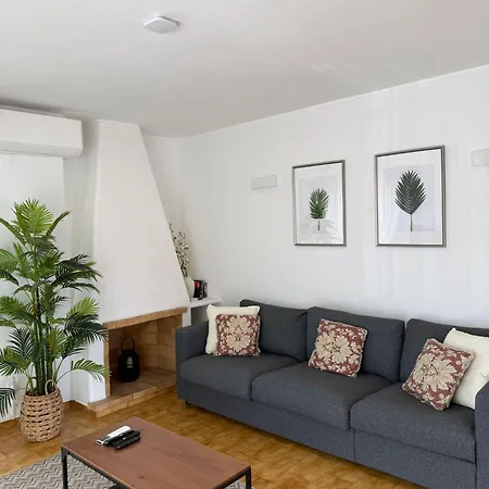 Cozy Oura Apartamento *