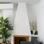 Cozy Oura * Αλμπουφέιρα